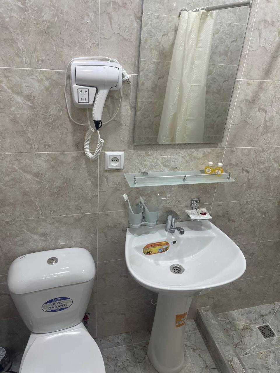 Art Inn Hotel Ташкент Экстерьер фото