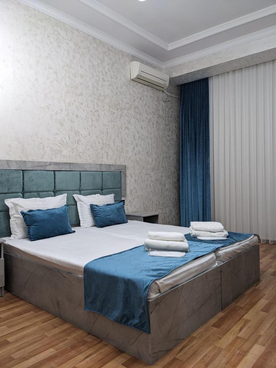Art Inn Hotel Ташкент Экстерьер фото