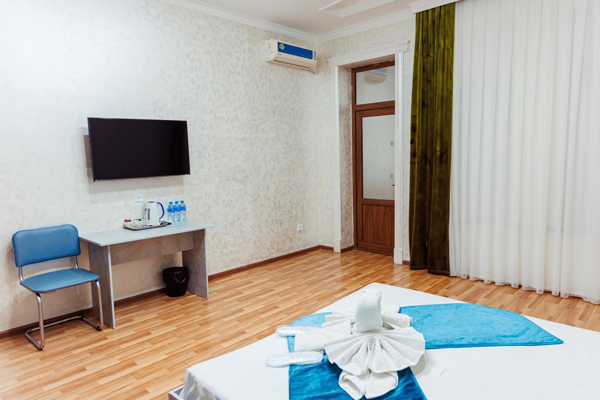 Art Inn Hotel Ташкент Экстерьер фото