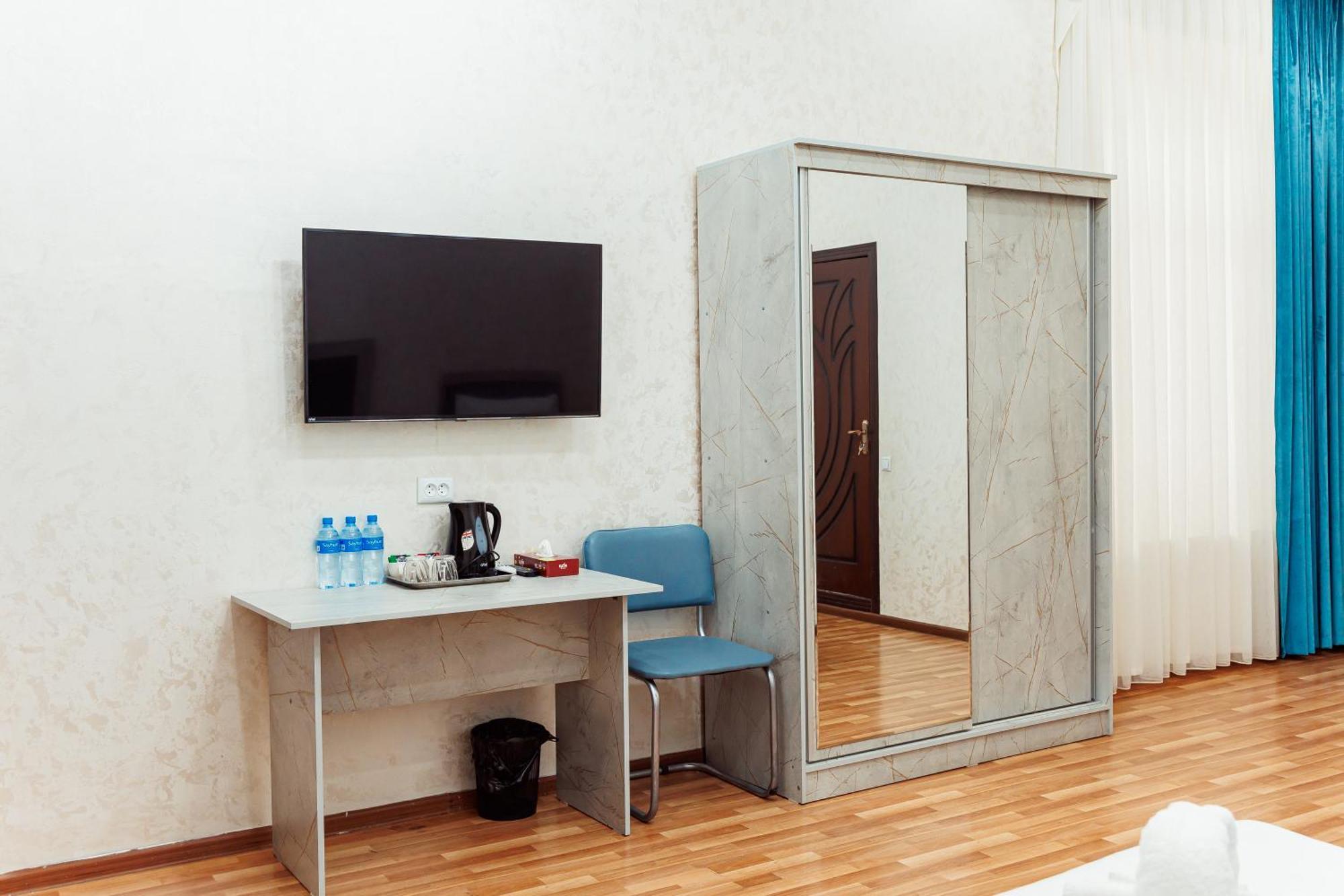 Art Inn Hotel Ташкент Экстерьер фото